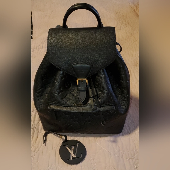 Louis Vuitton montsouris pm backpack - Picture 2 of 9